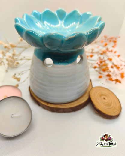 🌼✨ Quemador de Esencias “Flor” – Armonía, Belleza y Aromas que Elevan tu Energía