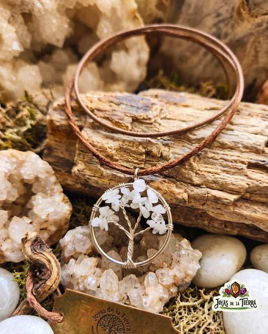 Colgante Árbol de la Vida con cuarzo blanco natural y cordón