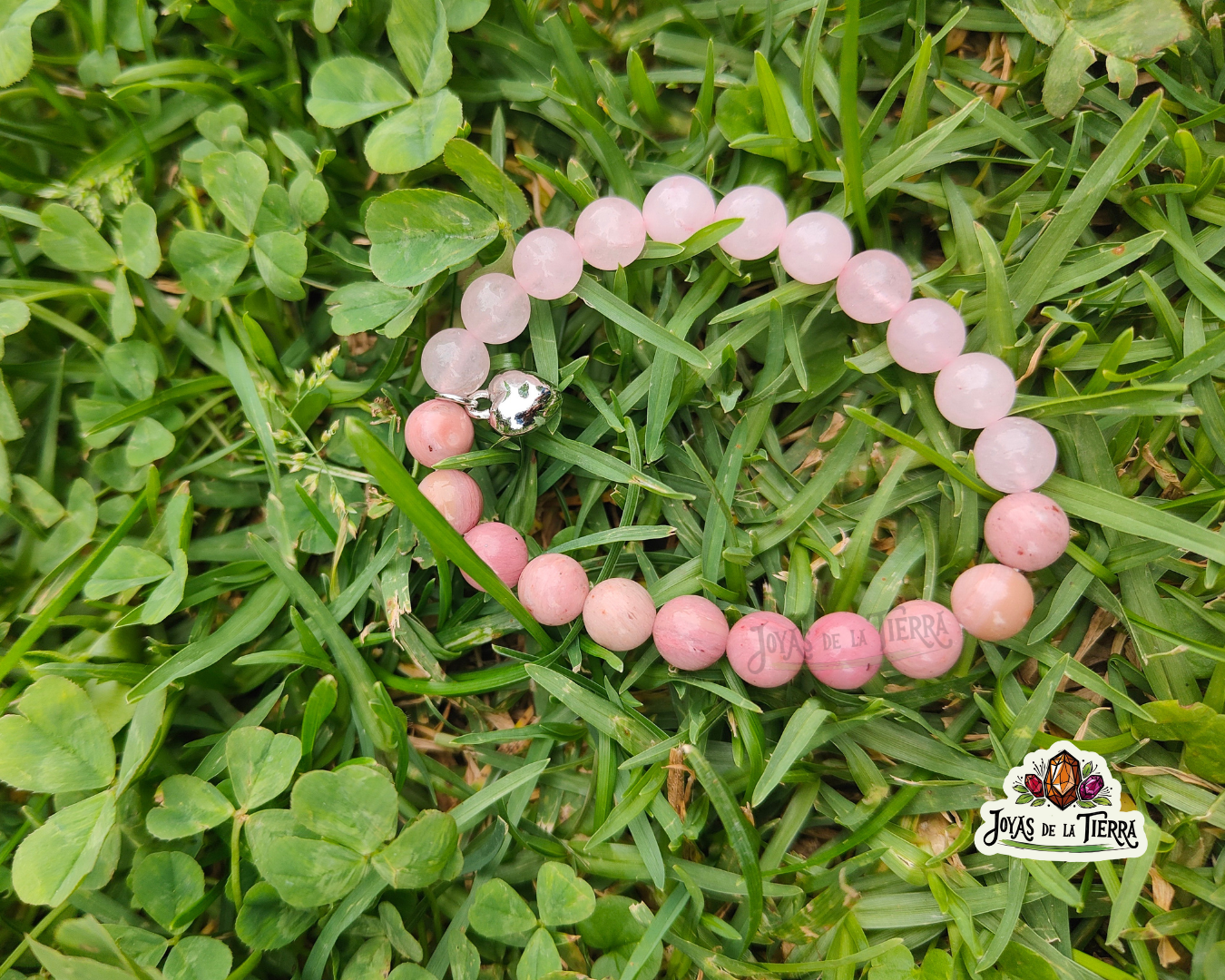 💞 Pulsera de Cuarzo Rosa y Rodonita con colgante de corazón